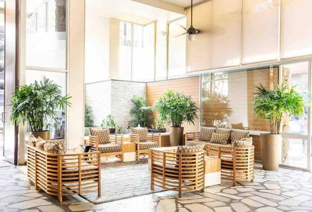 Pacific Monarch Apart otel Honolulu Dış mekan fotoğraf