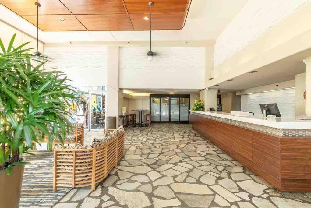 Pacific Monarch Apart otel Honolulu Dış mekan fotoğraf